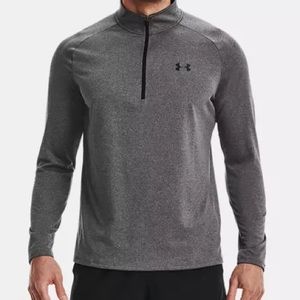 Under Armour top XL men’s relaxed fit 1/4 zip.